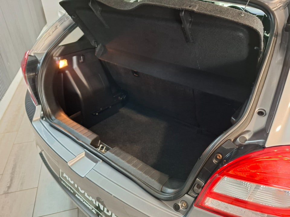Suzuki Baleno 1,0 Boosterjet Exclusive 5d