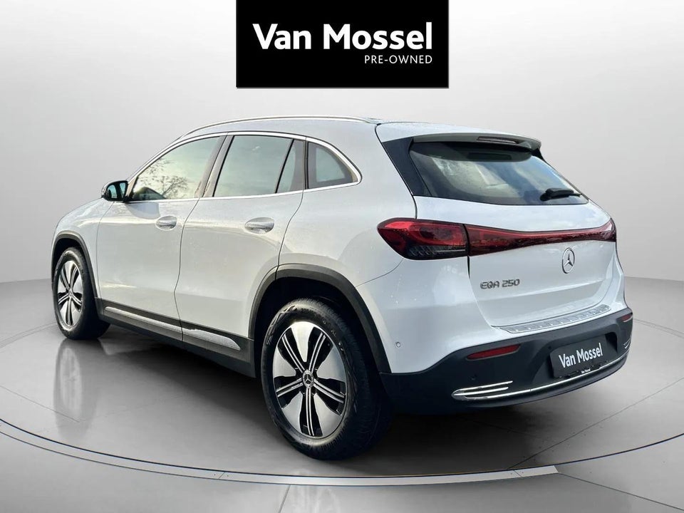 Mercedes EQA250 Progressive 5d