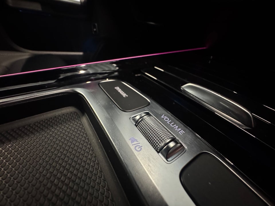 Mercedes EQA300 Progressive 4Matic 5d