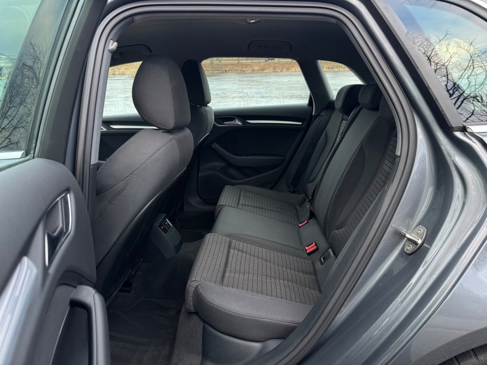 Audi A3 1,4 e-tron Sport Sportback S-tr. 5d