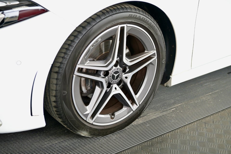 Mercedes A200 1,3 AMG Line aut. 5d