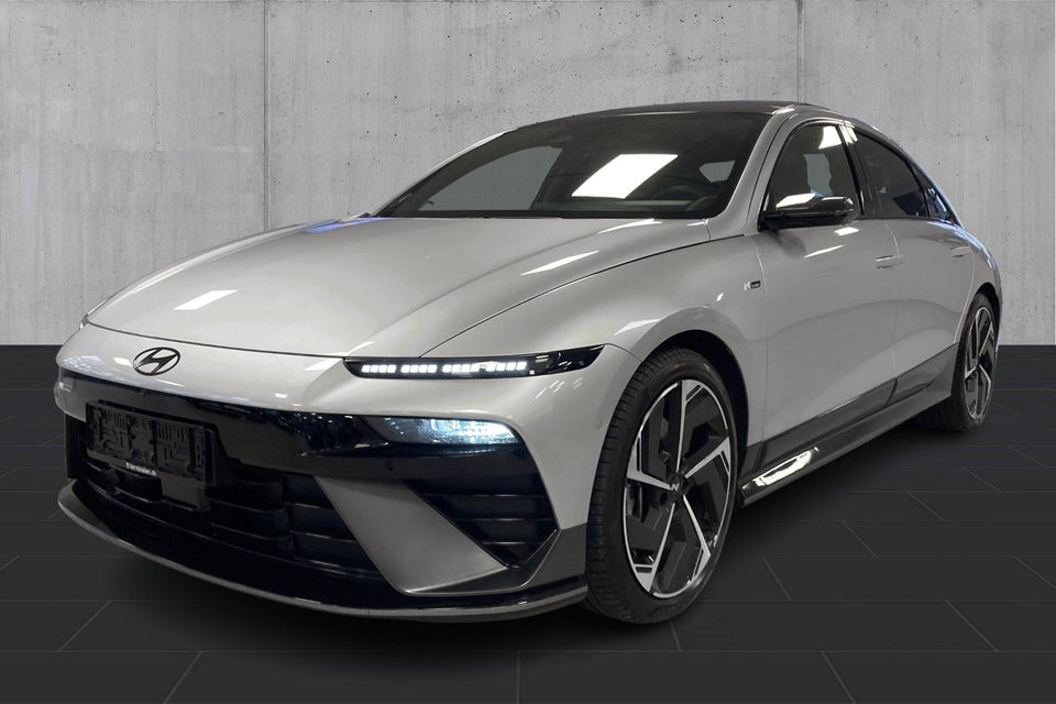 Hyundai Ioniq 6 84 N Line+ AWD 4d