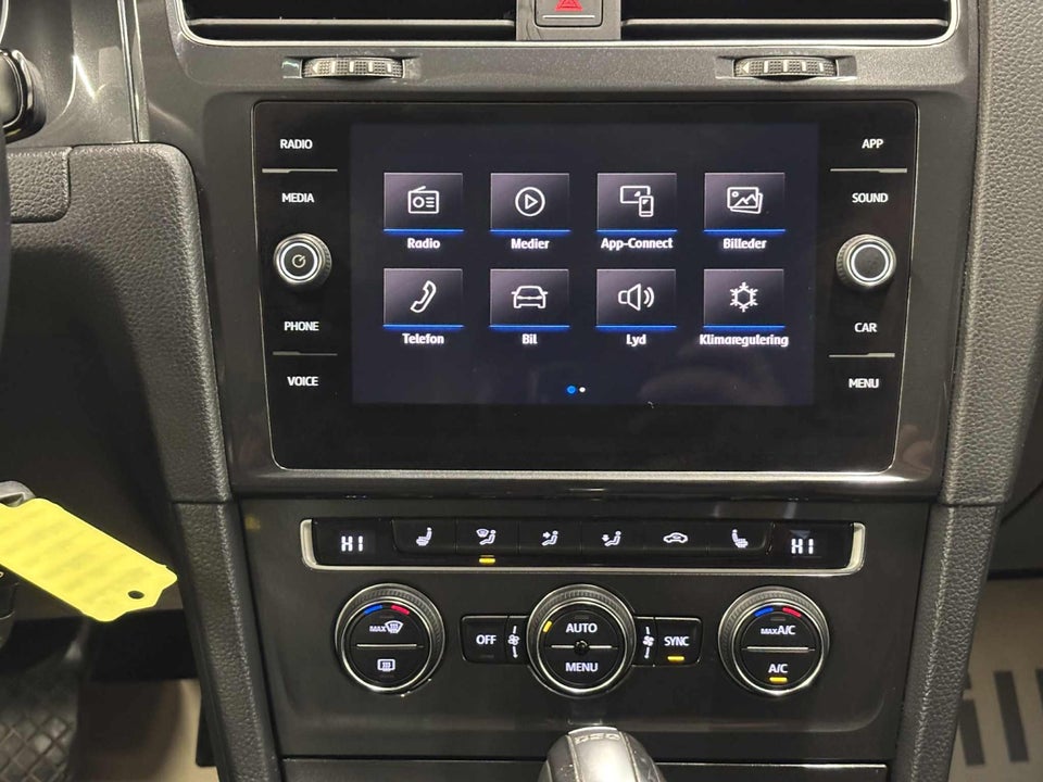 VW Golf VII 1,5 TSi 130 Comfortline DSG 5d