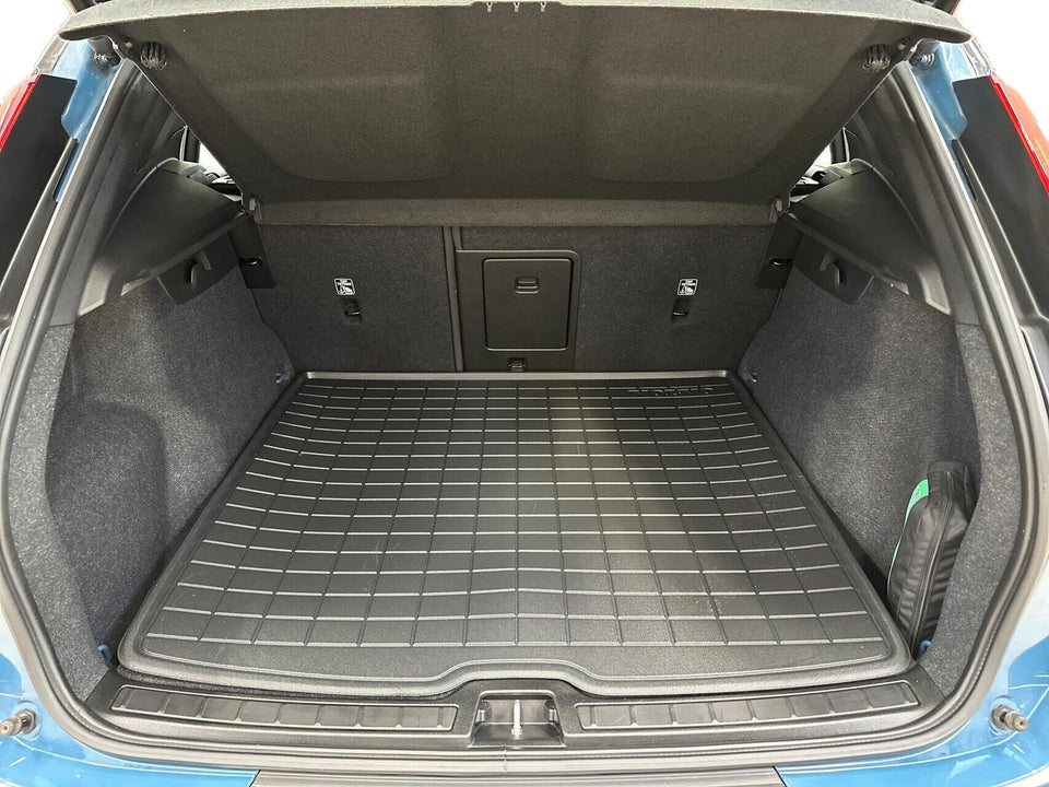 Volvo XC40 P6 ReCharge Plus 5d