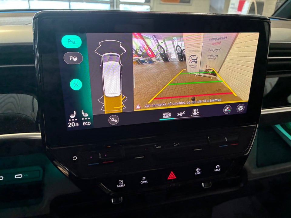 VW ID.Buzz 77 Pro SWB 5d