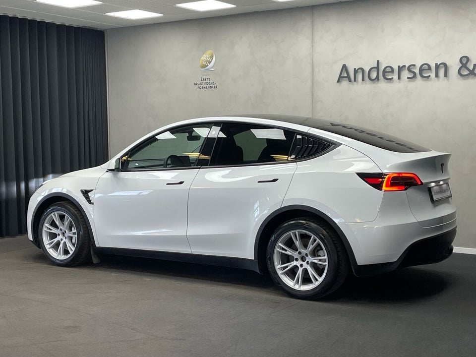 Tesla Model Y Long Range AWD 5d
