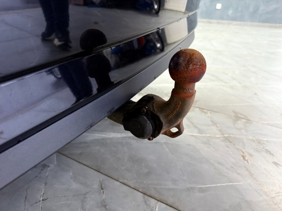 Skoda Superb 2,0 TDi 150 Ambition Combi 5d