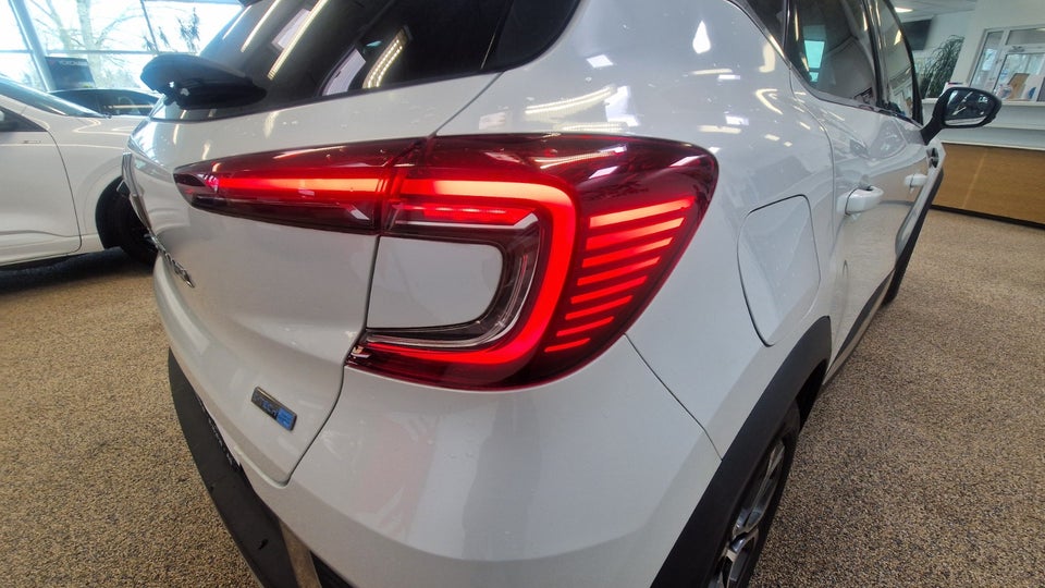 Renault Captur 1,6 E-Tech Intens 5d