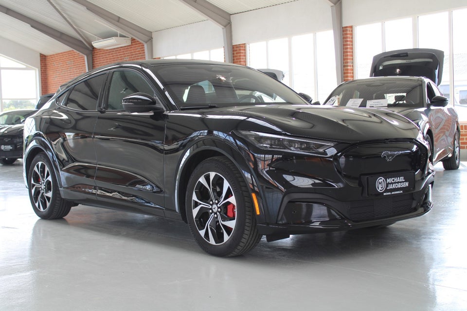 Ford Mustang Mach-E 91 Premium Extended Range AWD 5d