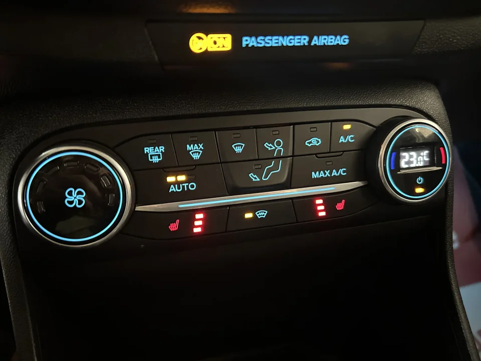 Ford Fiesta 1,0 EcoBoost Titanium 5d