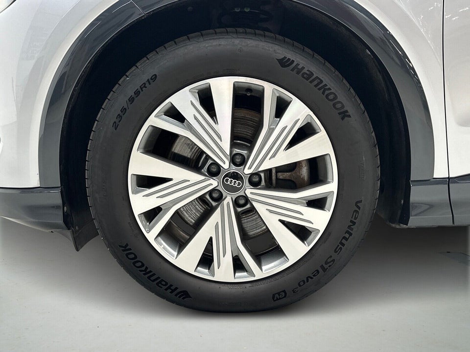 Audi Q4 e-tron 40 Attitude 5d