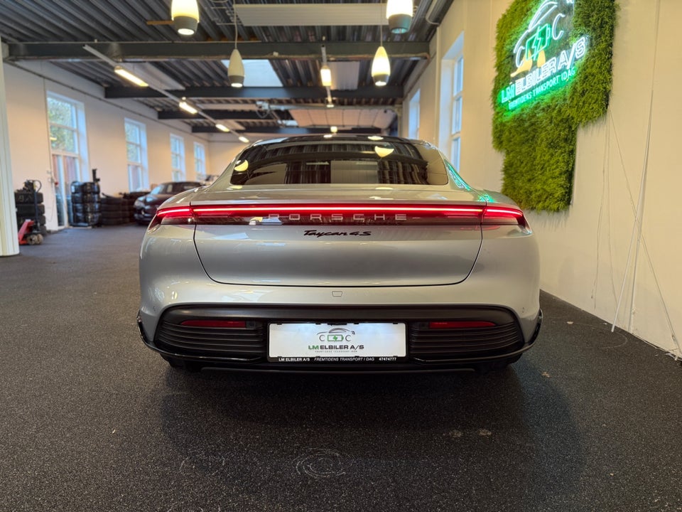 Porsche Taycan 4S Performance+ 4d