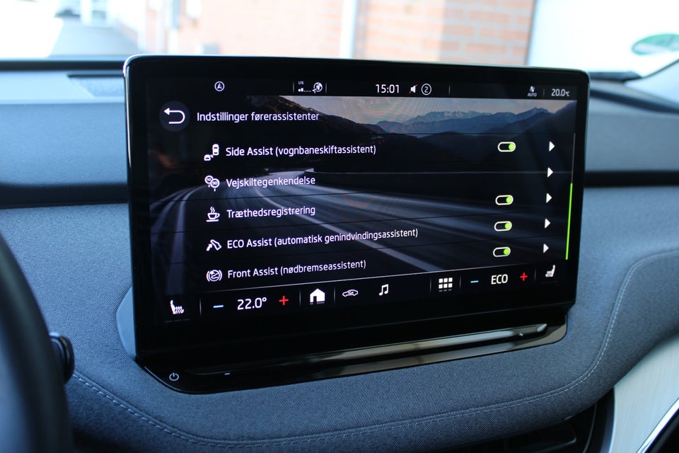 Skoda Enyaq 60 iV Loft 5d