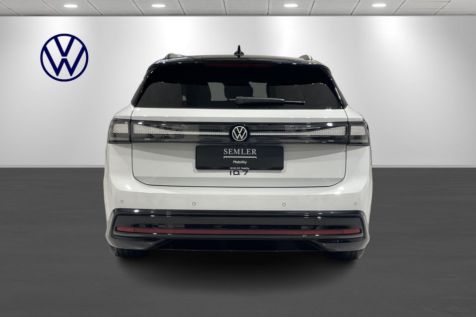VW ID.7 77 Style+ Tourer 5d