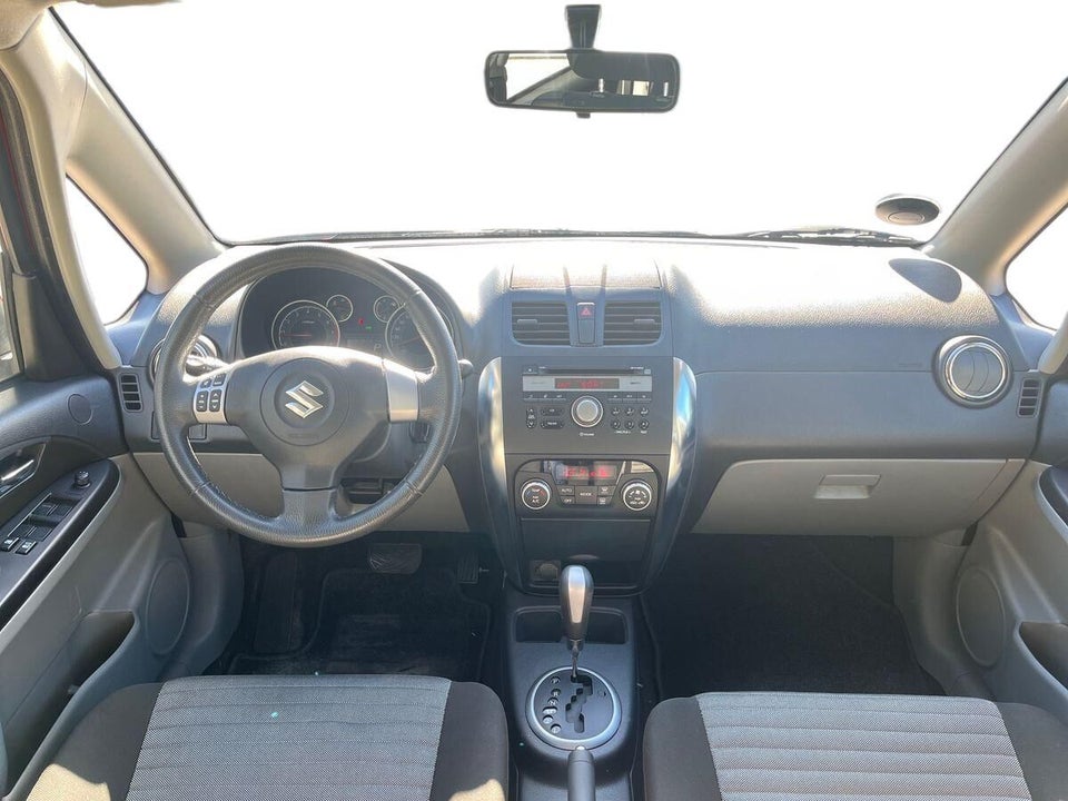 Suzuki SX4 1,6 CombiBack GLX aut. 5d