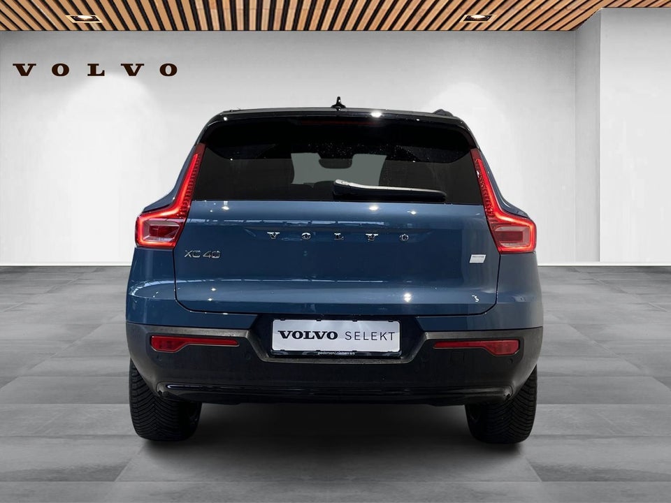 Volvo XC40 ReCharge Extended Range Plus 5d