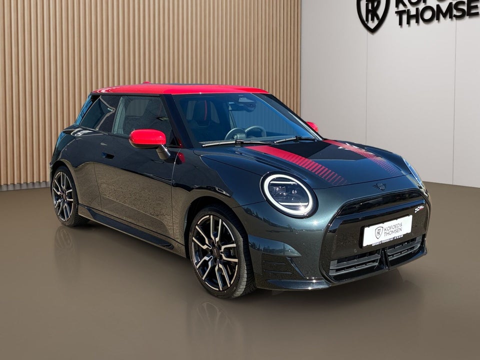 MINI Cooper SE JCW Trim M 3d