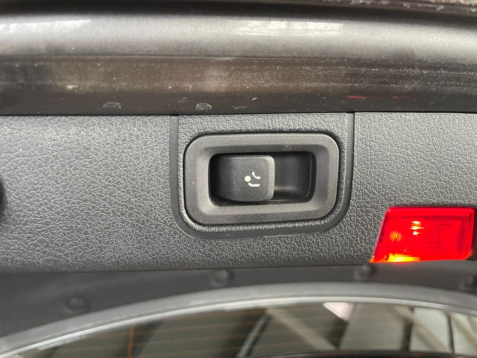 Mercedes A200 1,3 AMG Line aut. 4d