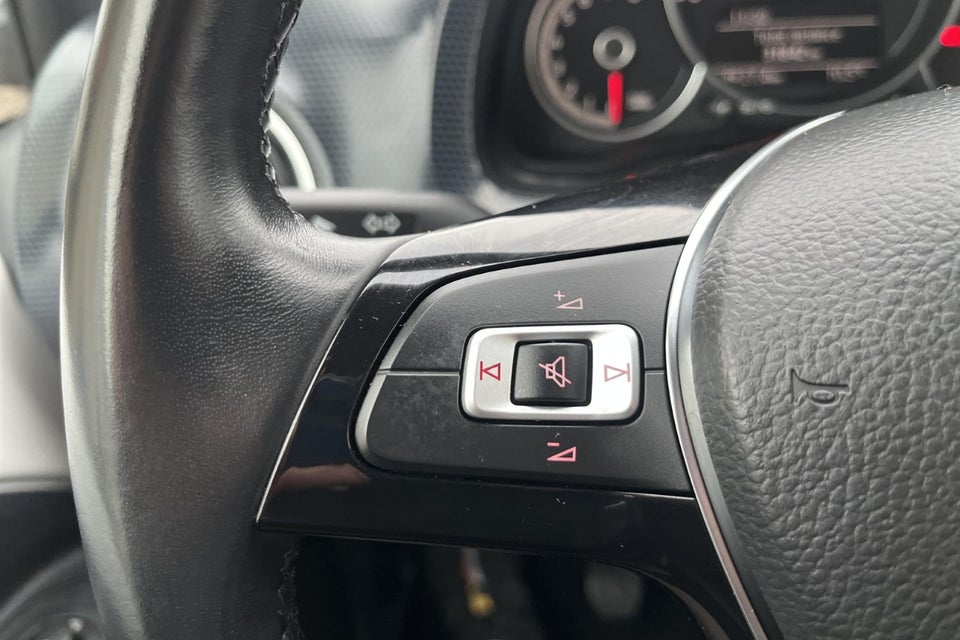 VW Up! 1,0 MPi 60 Move Up! 5d