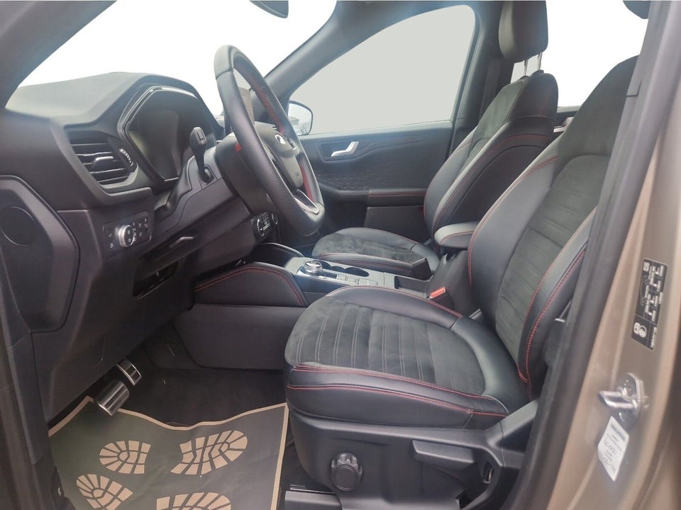 Ford Kuga 2,5 PHEV ST-Line X CVT 5d