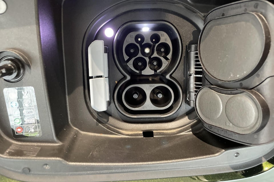 BMW iX1 eDrive20 X-Line 5d