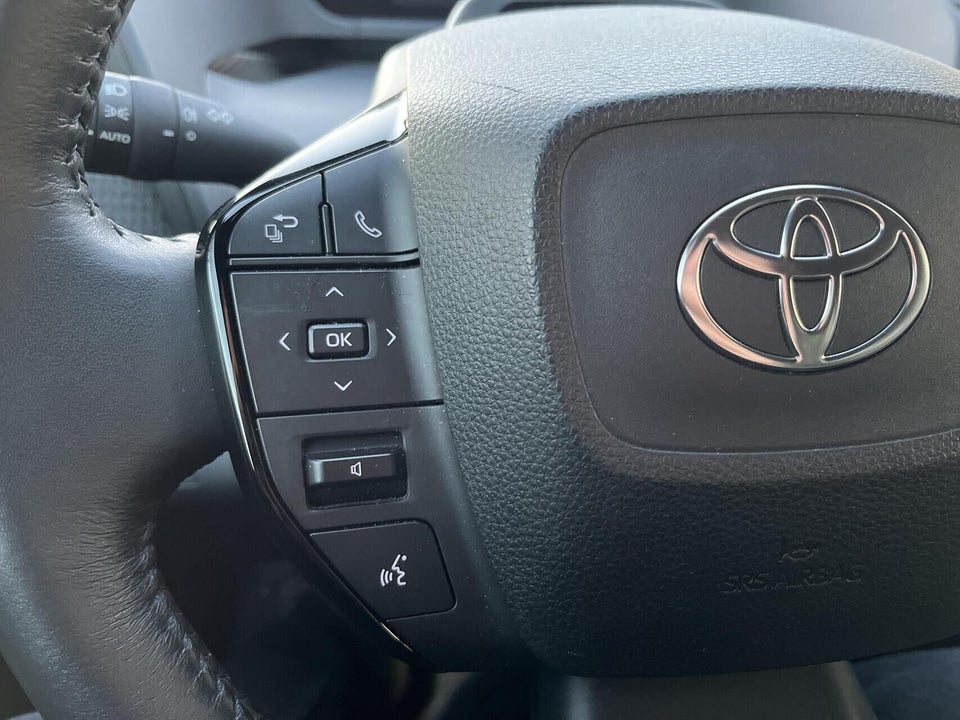 Toyota bZ4X Active 5d