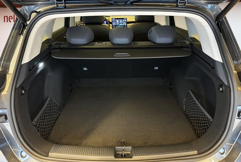 MG MGS6 77 Luxury Long Range 5d