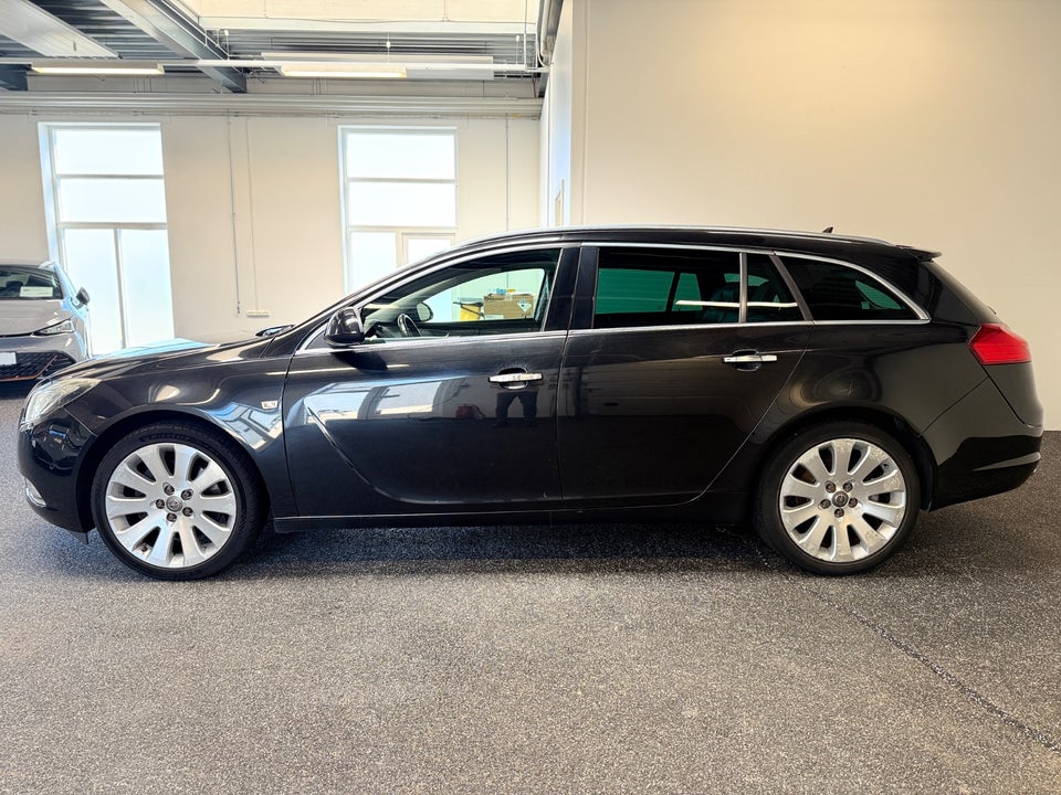 Opel Insignia 2,8 V6 Turbo Cosmo Sports Tourer aut. 4x4 5d