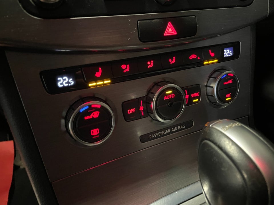 VW Passat 2,0 TDi 140 Comfortline Variant DSG BM 5d