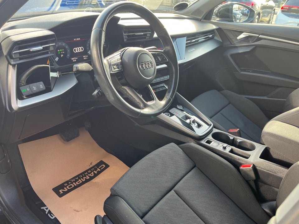 Audi A3 40 TFSi e Prestige Sportback S-tr. 5d