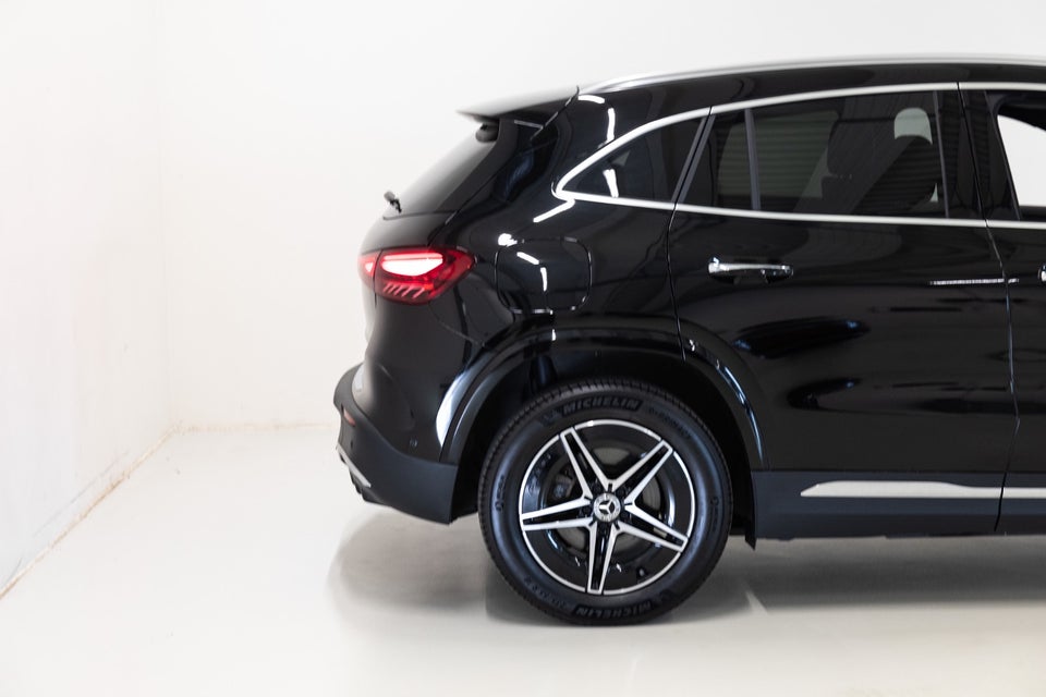 Mercedes EQA250+ AMG Premium 5d