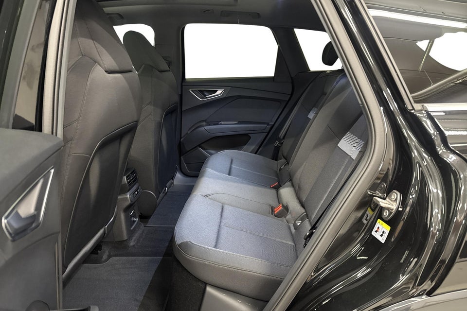 Audi Q4 e-tron 45 S-line Edition 5d
