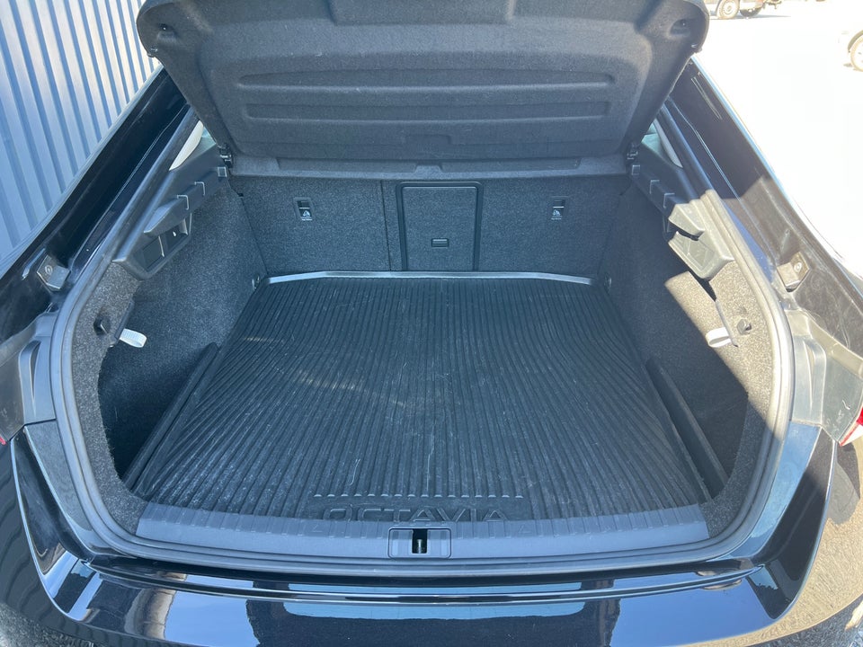 Skoda Octavia 1,4 TSi iV Plus DSG 5d