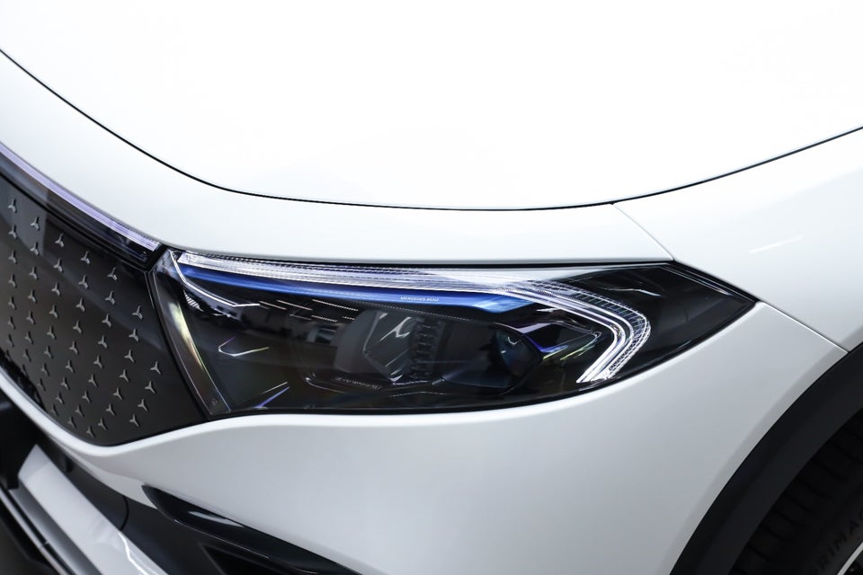 Mercedes EQB250+ AMG Advance 5d