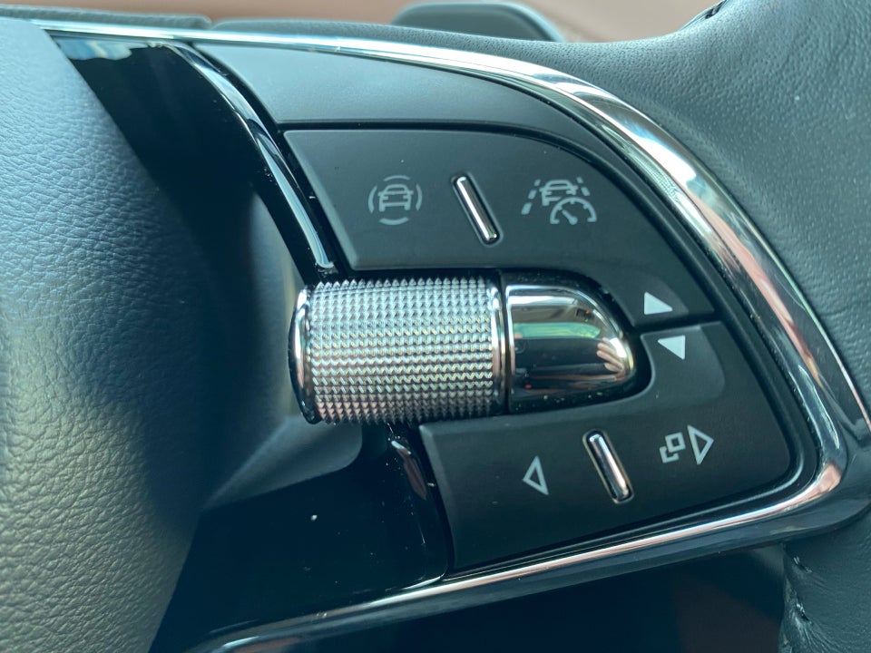 Skoda Enyaq 80 iV Suite 5d