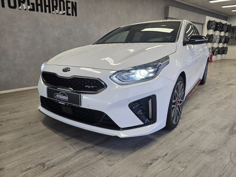 Kia ProCeed 1,6 T-GDi GT DCT 5d