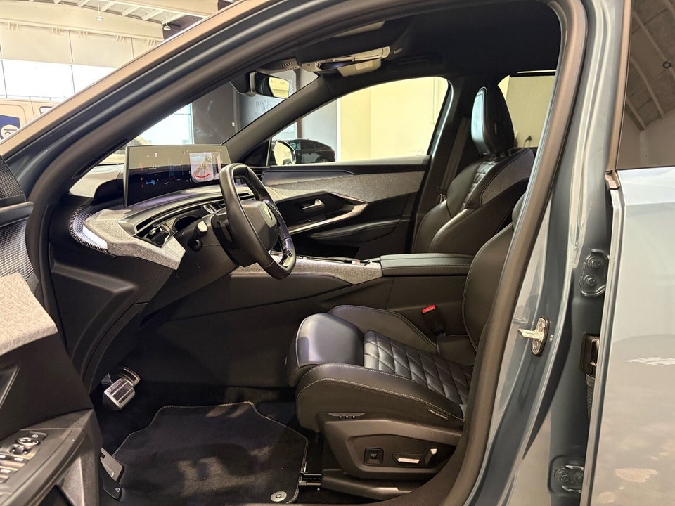 Peugeot e-5008 77 GT 7prs 5d