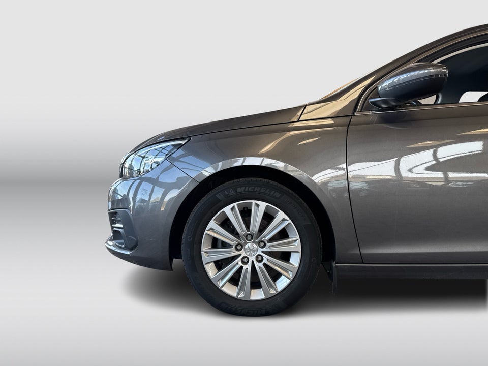 Peugeot 308 1,5 BlueHDi 130 Allure Grand SW 5d