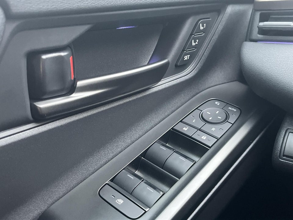 Toyota bZ4X 73 Executive 5d