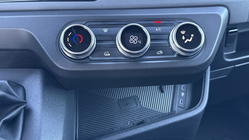 Renault Master V T35 2,0 dCi 150 L2H2 Kassevogn Tekno