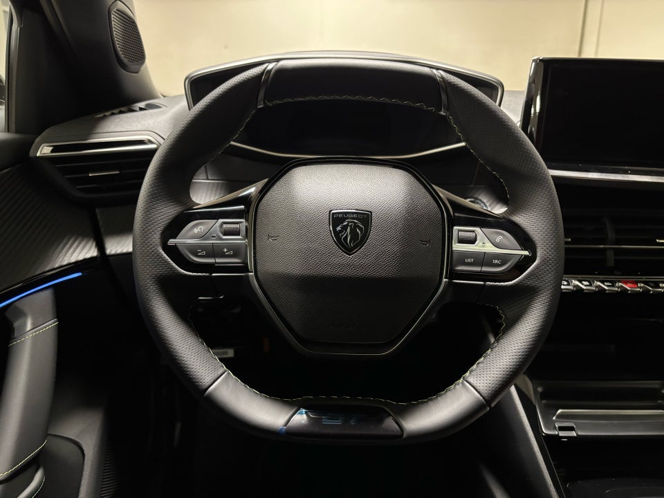 Peugeot e-2008 54 GT Sky 5d