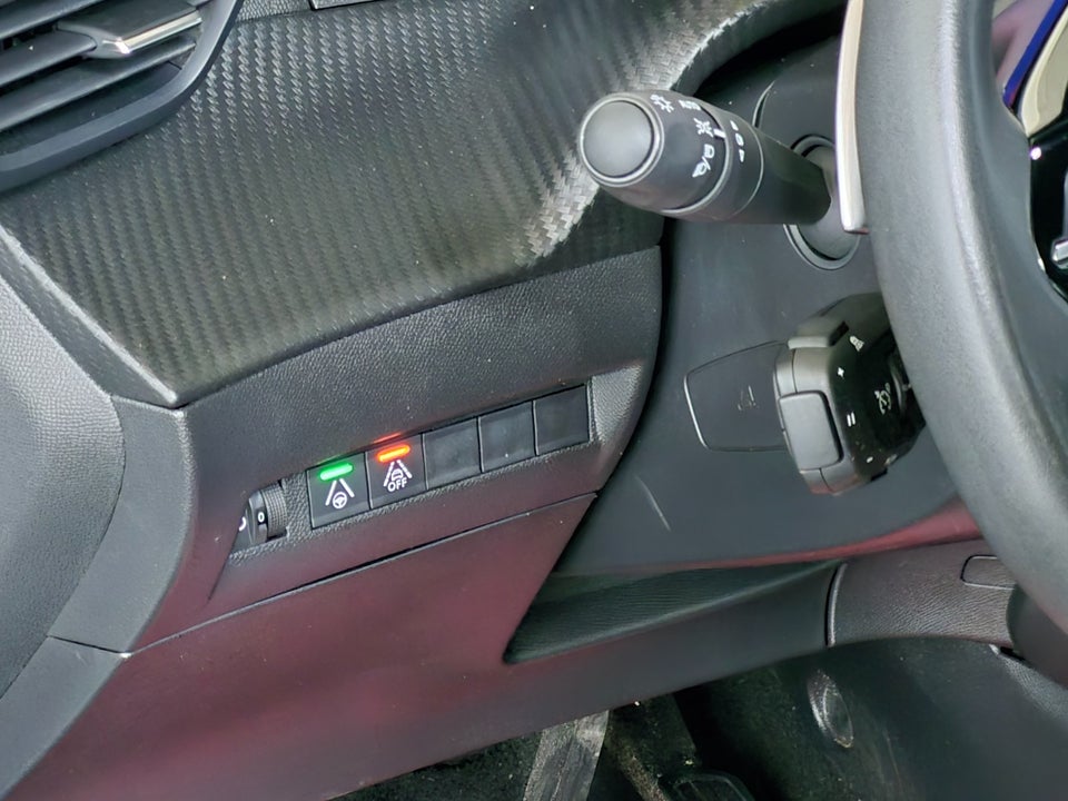 Peugeot 2008 1,2 PureTech 130 Allure EAT8 5d