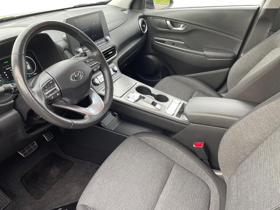 Hyundai Kona 39 EV Select 5d