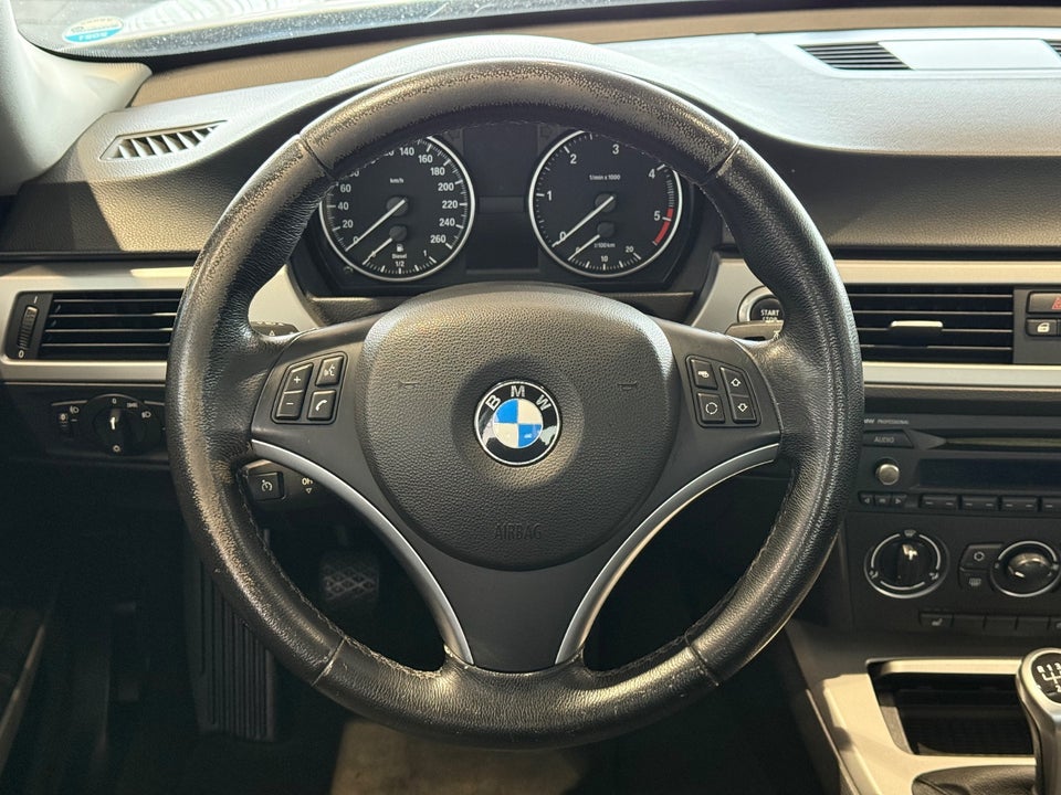 BMW 318d 2,0  4d