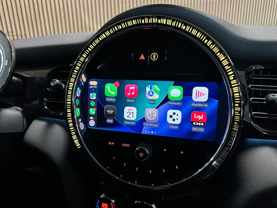 MINI Cooper SE Yours Trim 3d