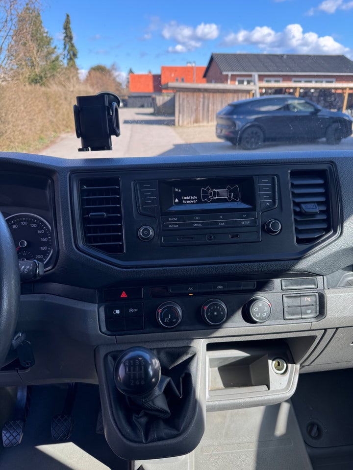 VW Crafter 35 2,0 TDi 140 Kassevogn L3H2