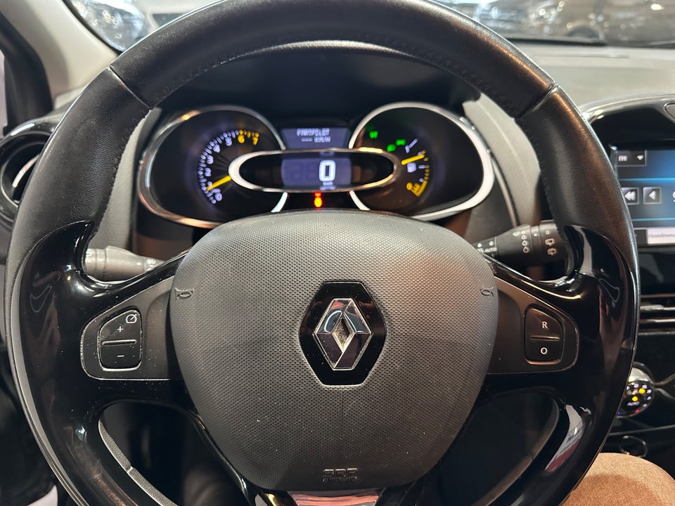 Renault Clio IV 0,9 TCe 90 Expression Sport Tourer 5d