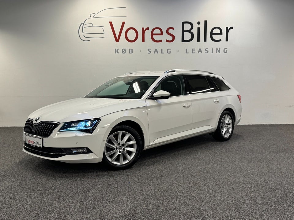 Skoda Superb 2,0 TDi 190 Style Combi DSG 5d