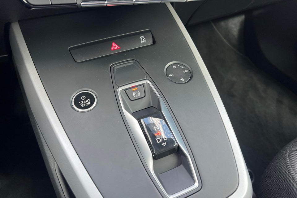 Audi Q4 e-tron 40  5d