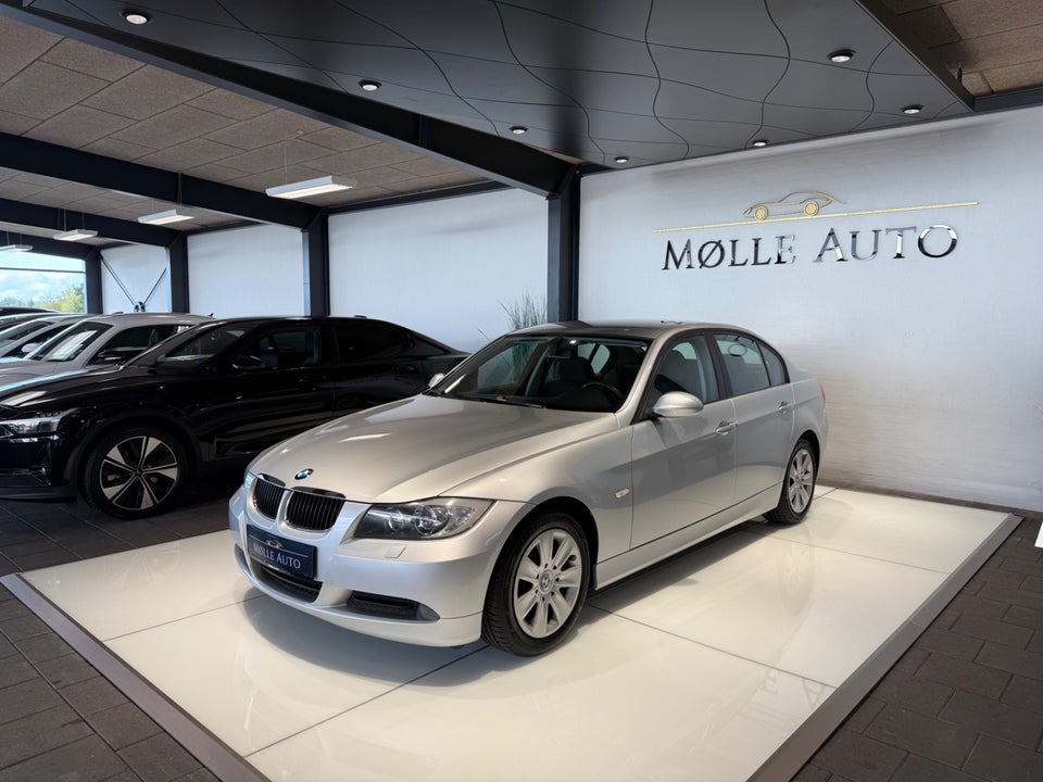 BMW 318i 2,0  4d